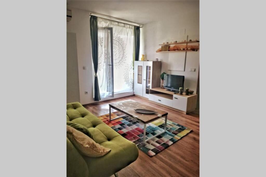 Evening Star Apartment Timisoara Esterno foto